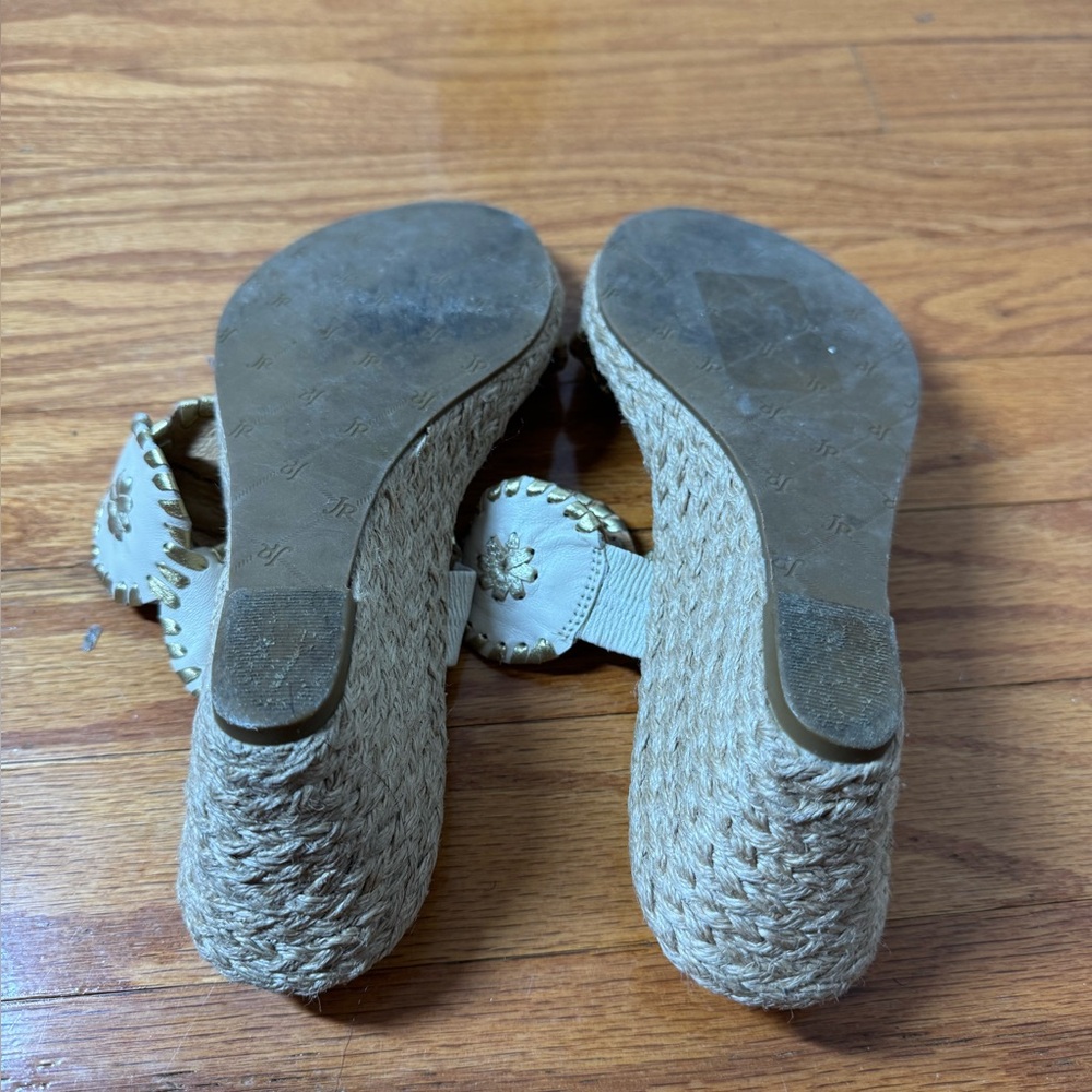 Jack Rogers Cream with Gold Metallic Trim Wedge Slide-in Sandals 8M - Picture 6 of 6